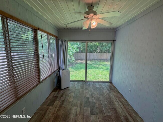 Building Photo - 4271 Hanging Moss Dr