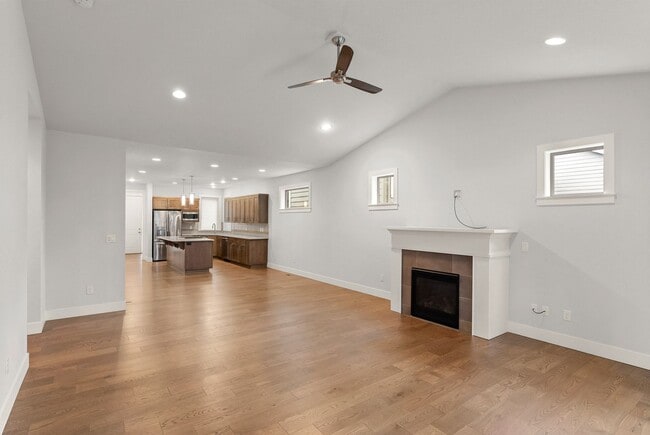 Building Photo - Stunning Single-Level 3-Bedroom, 2-Bath Home in Annand Heights