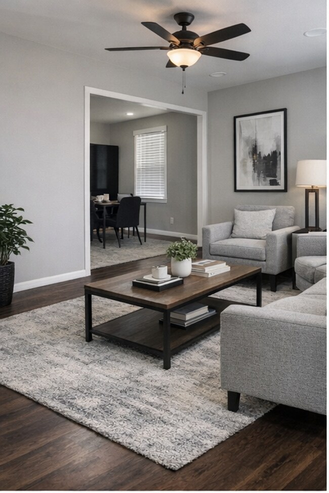 Building Photo - 3 Bedroom Charmer in the Heart of Burleson – Walk to Downtown!