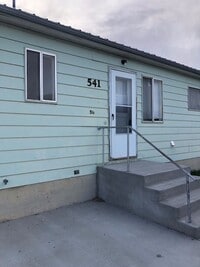 Building Photo - 541 Jensen-