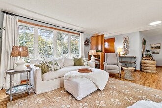 Building Photo - 5717 N 18th St