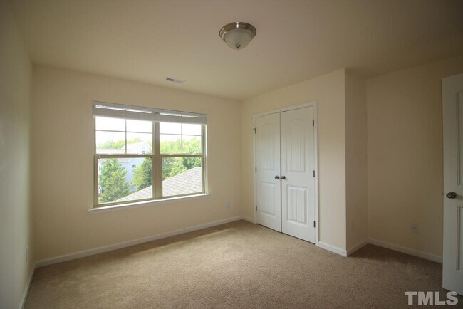 Building Photo - 1158 Monaco Terrace