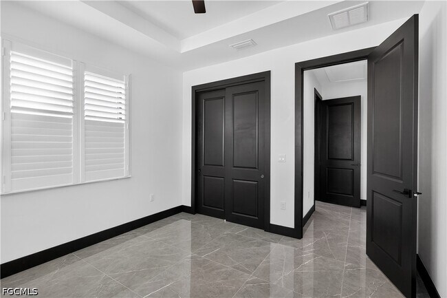 Building Photo - 1102 Mohawk Pkwy