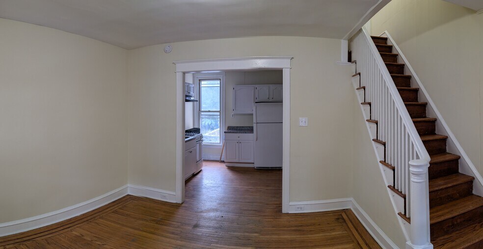 Building Photo - 518 E Ashmead St