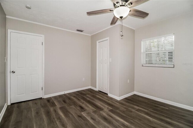 Building Photo - 52 Community Dr