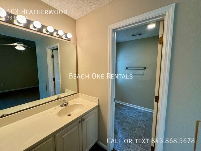 Building Photo - 103 Heatherwood-