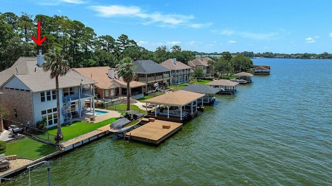 Building Photo - 12374 Lake Vista Dr