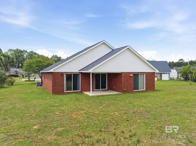 Building Photo - 22413 Bobcat Ln
