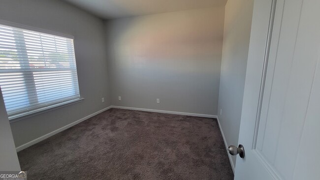 Building Photo - 1 Berryrun Dr