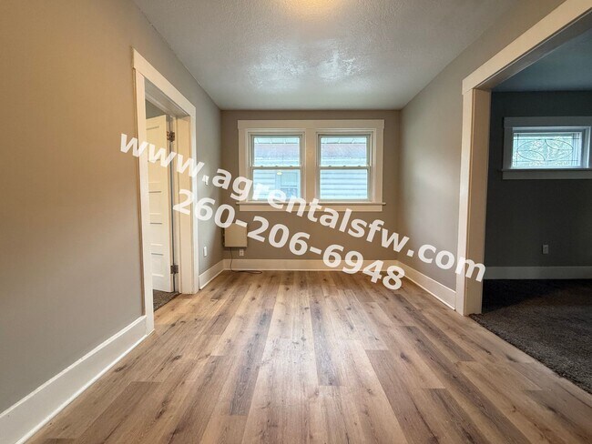 Building Photo - 3207 Dinnen Ave