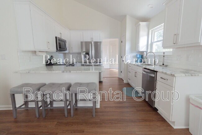 Building Photo - 818 Keel Ct