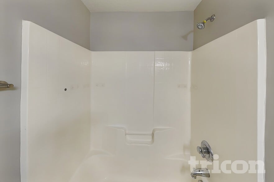 Building Photo - 14208 Highland Meadow Rd