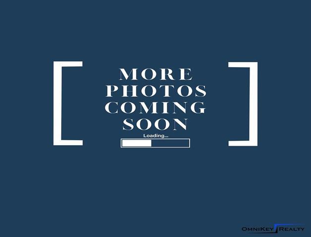 Building Photo - 811 Clyde St