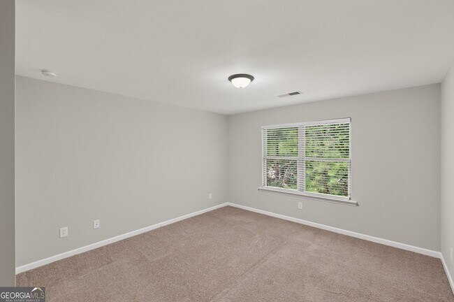 Building Photo - 127 Seabreeze Ct