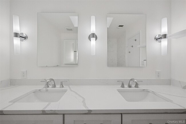 Building Photo - 70 Pheasant Run