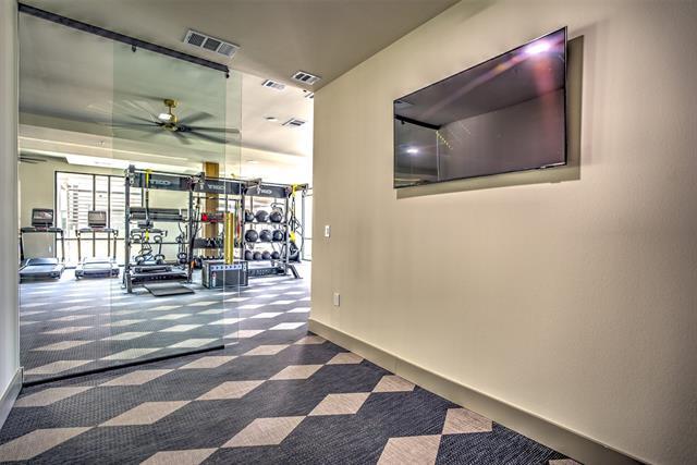 Building Photo - 11361 American Elm Way