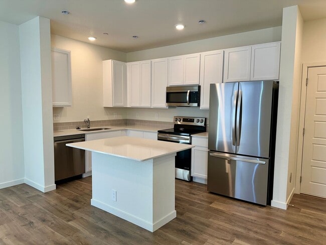 Building Photo - 3905 Congaree Wy