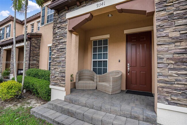 Building Photo - 9341 SW 171st Ct