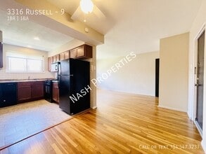 Building Photo - 3316 Russell-9