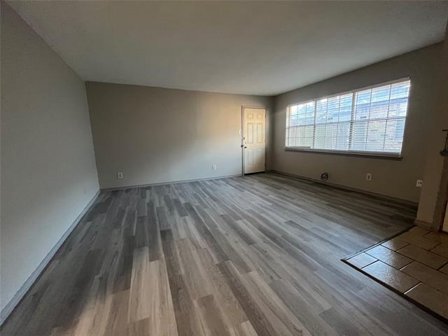 Building Photo - 826 Skyline Dr