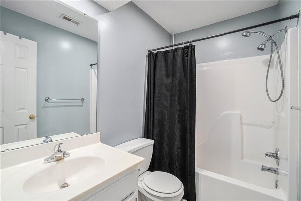 Building Photo - 1853 Chickadee Dr