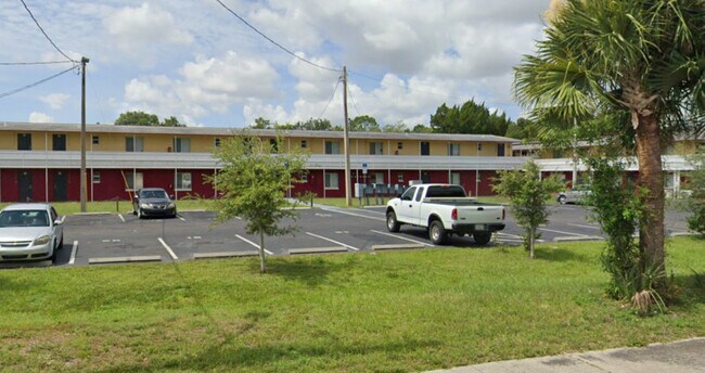 Building Photo - 3001 C.R. Smith St