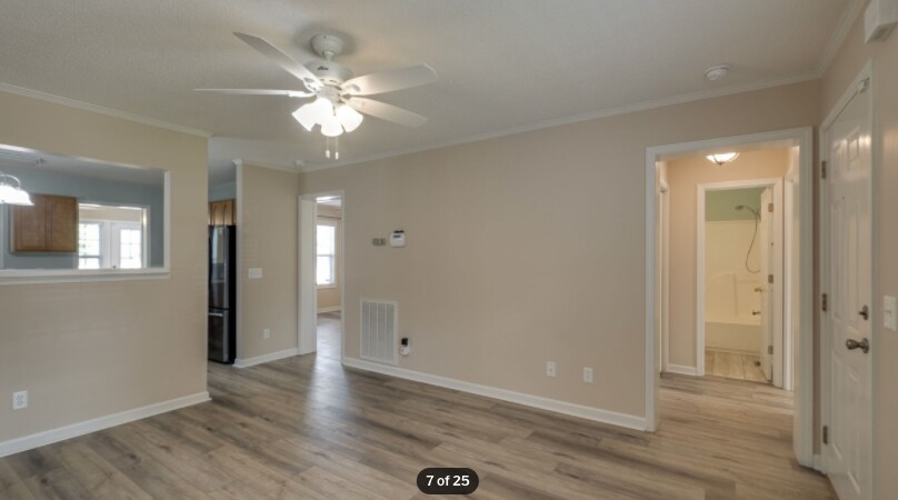 Building Photo - 305 Brittany Park Pl
