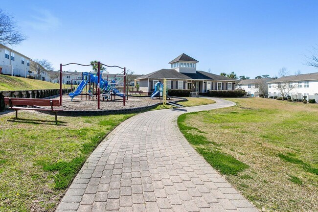 Building Photo - 606 Wingspan Way