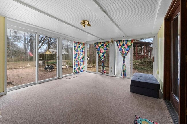 Building Photo - 319 Homeville Rd