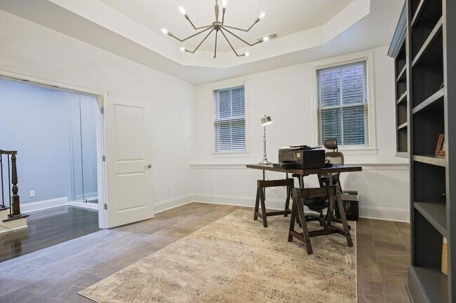 Building Photo - 3601 Habersham Rd NW