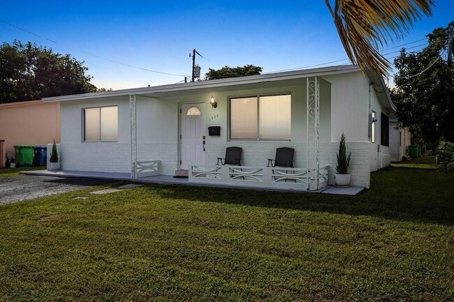 Building Photo - 6888 NW 30th St