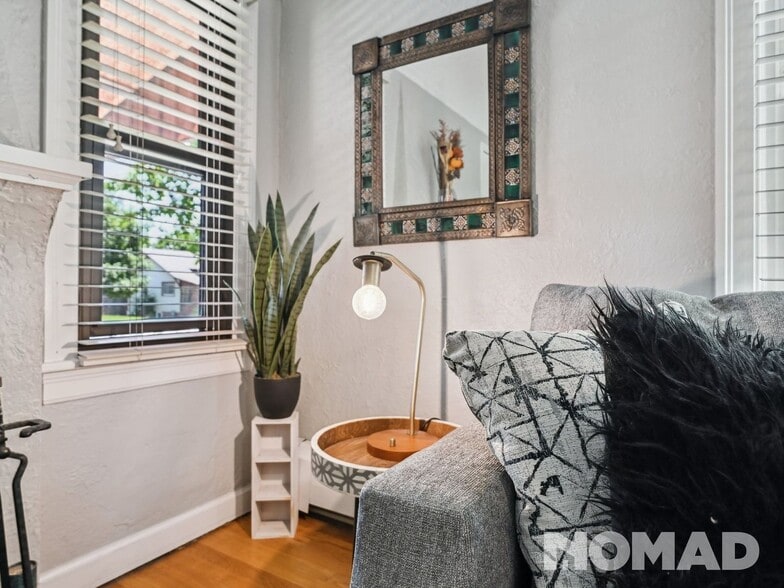 Building Photo - 4885 Stuart St