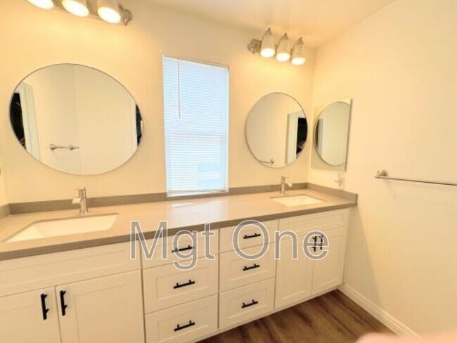 Building Photo - 3735 Coleville Cir