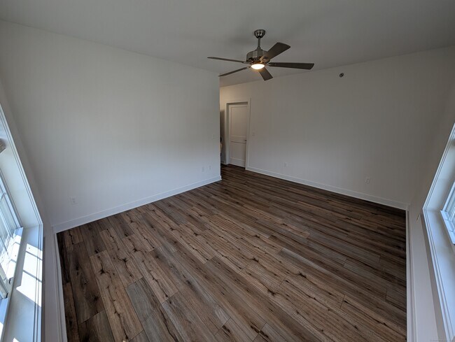 Building Photo - 138 Highland Ave