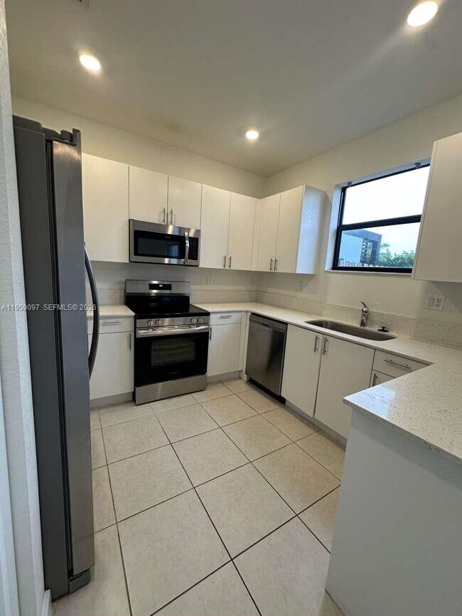 Building Photo - 13386 SW 287th Ter