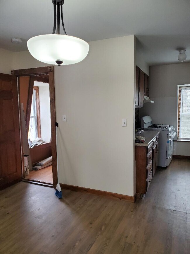 Building Photo - 448 Coggeshall St