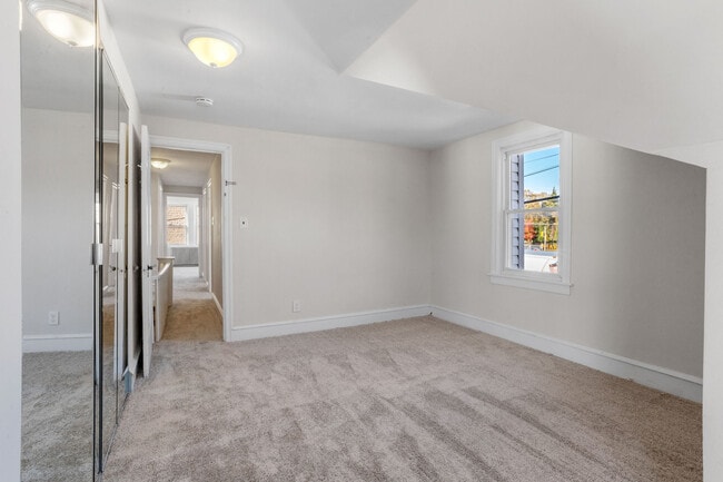 Building Photo - 11 Bellevue Terrace