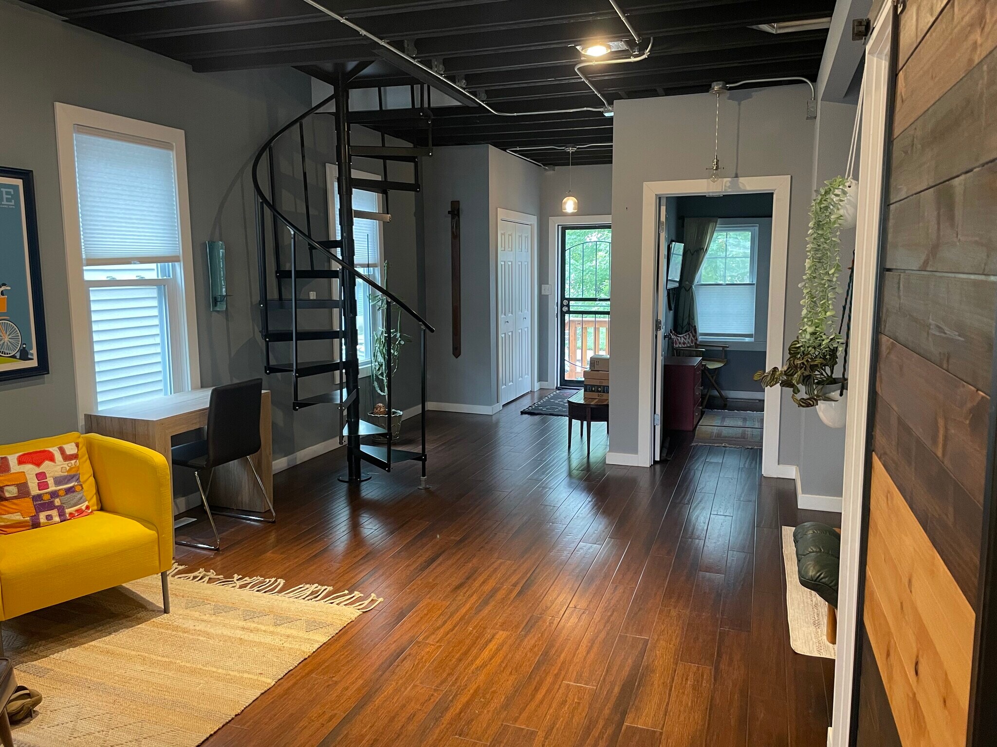 First floor - 3122 N Booth St