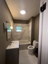 Building Photo - 115 E Lattin St