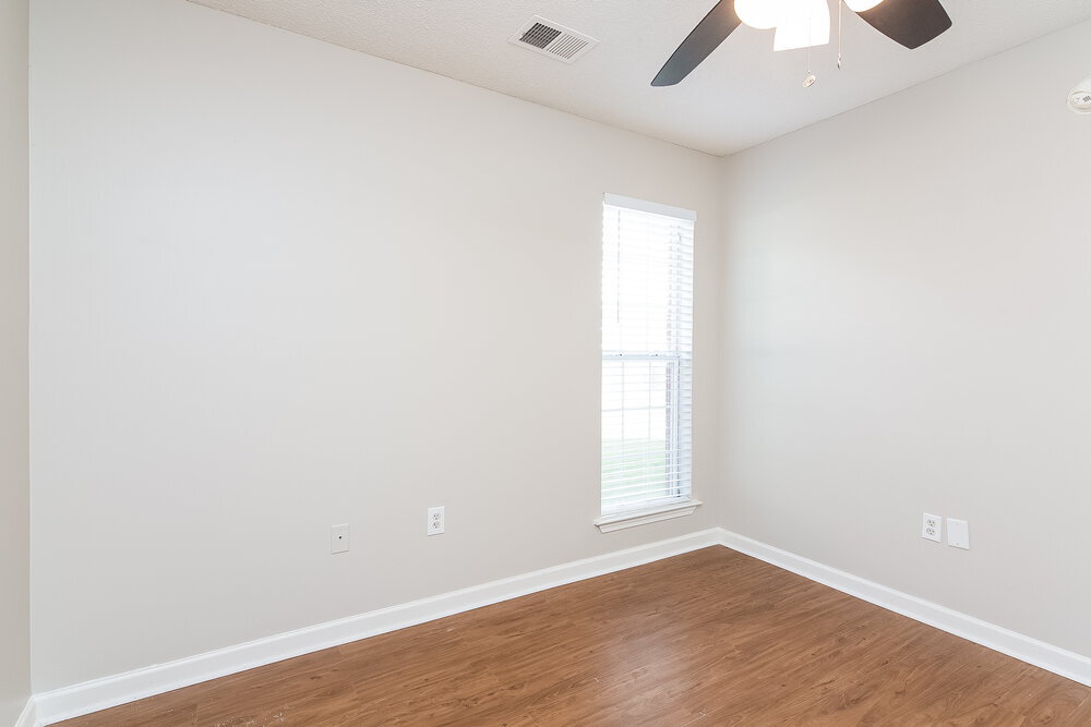Building Photo - 7366 Pecan Meadow Dr E