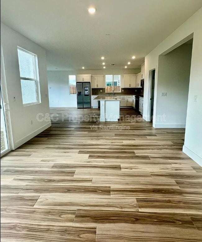 Building Photo - 2782 Old Larks Ln