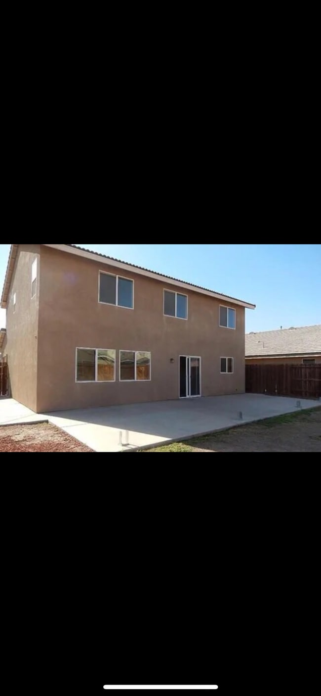 Building Photo - 316 Jackrabbit Dr