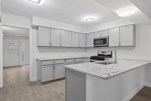 Building Photo - 6908 Heatherknoll Dr