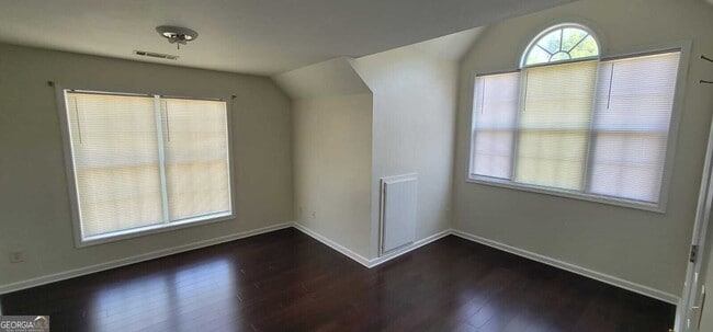 Building Photo - 2960 Barimore Pl