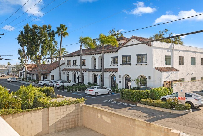 Building Photo - 231 Cabrillo St