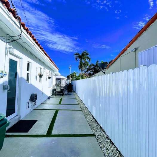 Building Photo - 3530 NW 1st St