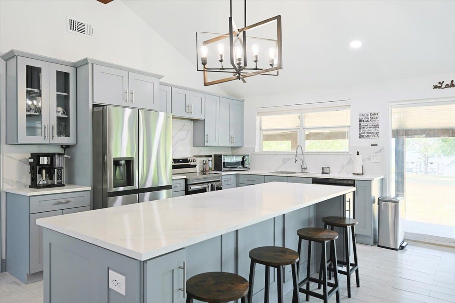 Building Photo - 9884 Cherokee Trail