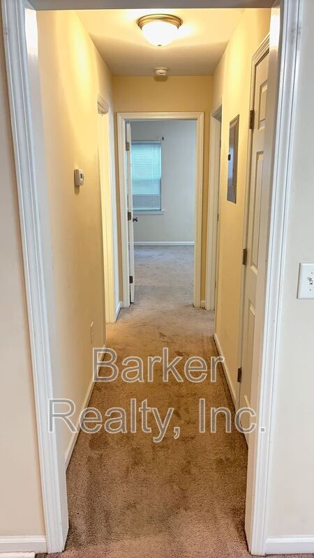 Building Photo - 201 E Ransom St