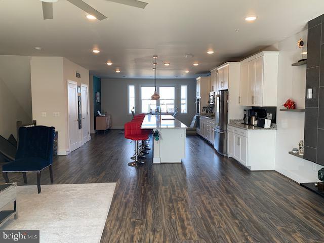 Building Photo - 44764 Tiverton Sq