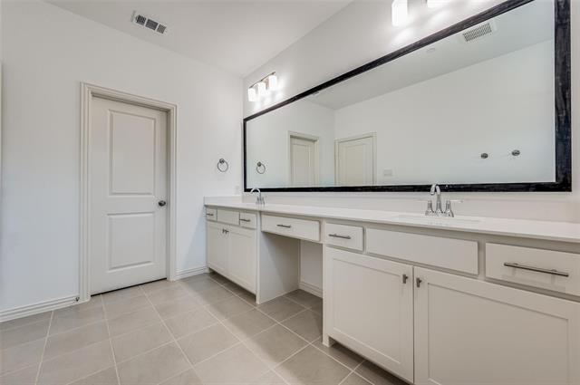 Building Photo - 8940 Samara St